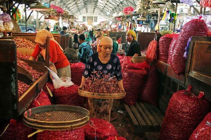 Apa saja dokumen yang dibutuhkan perempuan untuk mengajukan KUR?