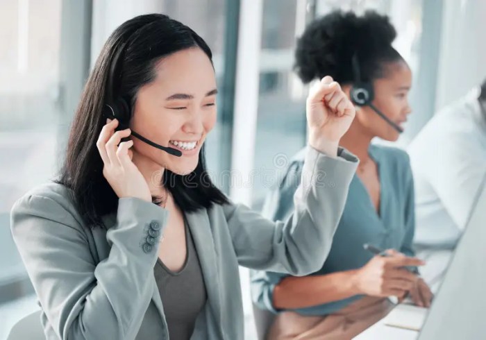 Apakah ada call center KUR yang bisa dihubungi perempuan?