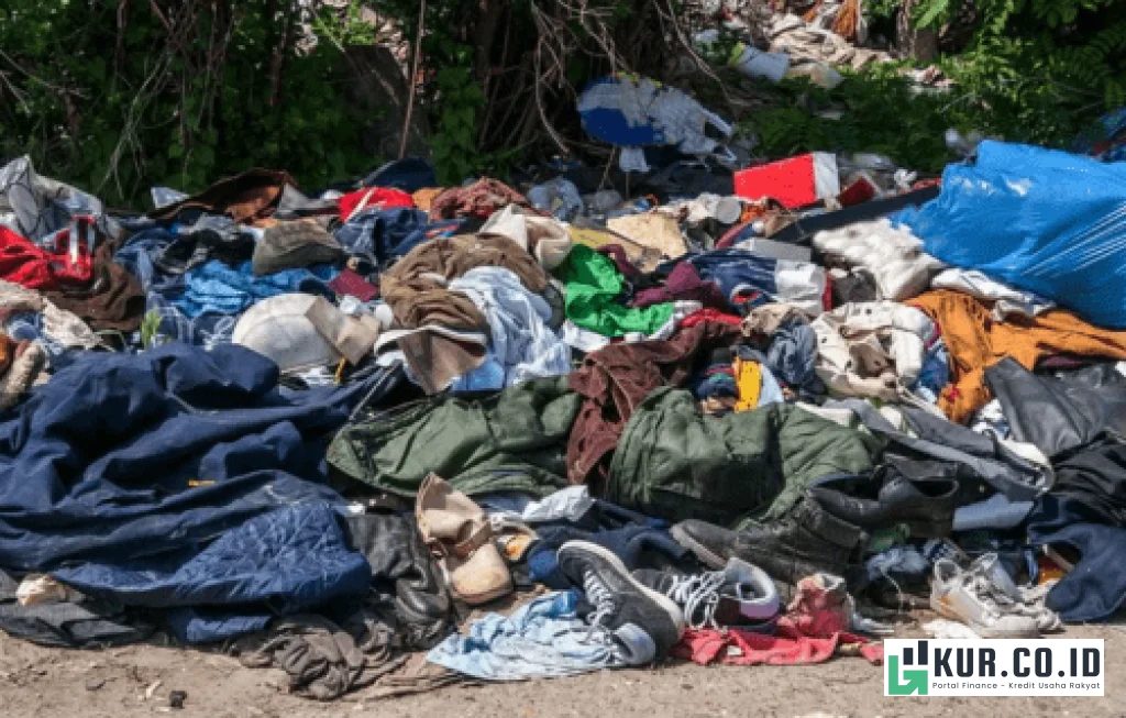 fast fashion dan limbah lingkungan