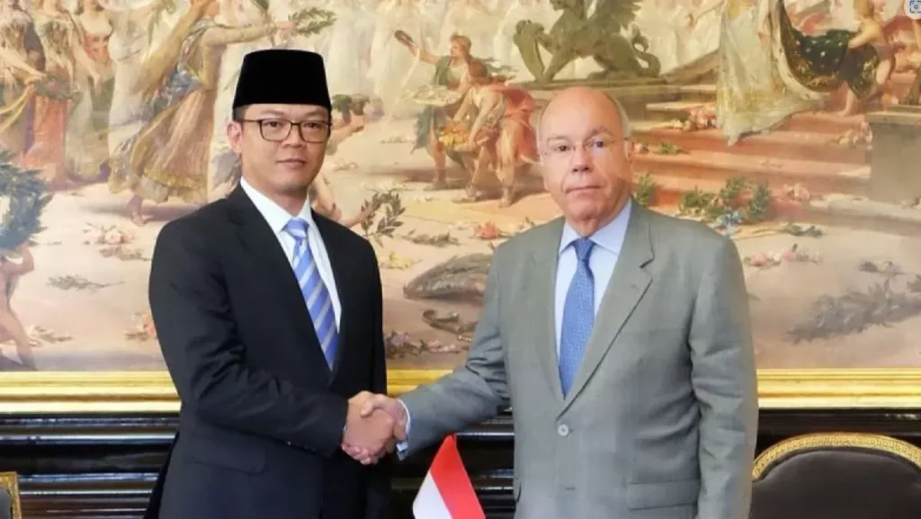 Diplomasi, Seni Berbicara Saat Negara Harus Menjaga Kepentingan