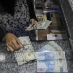 Rupiah Menguat Terhadap Dolar, Pasar Menanti Arah Baru